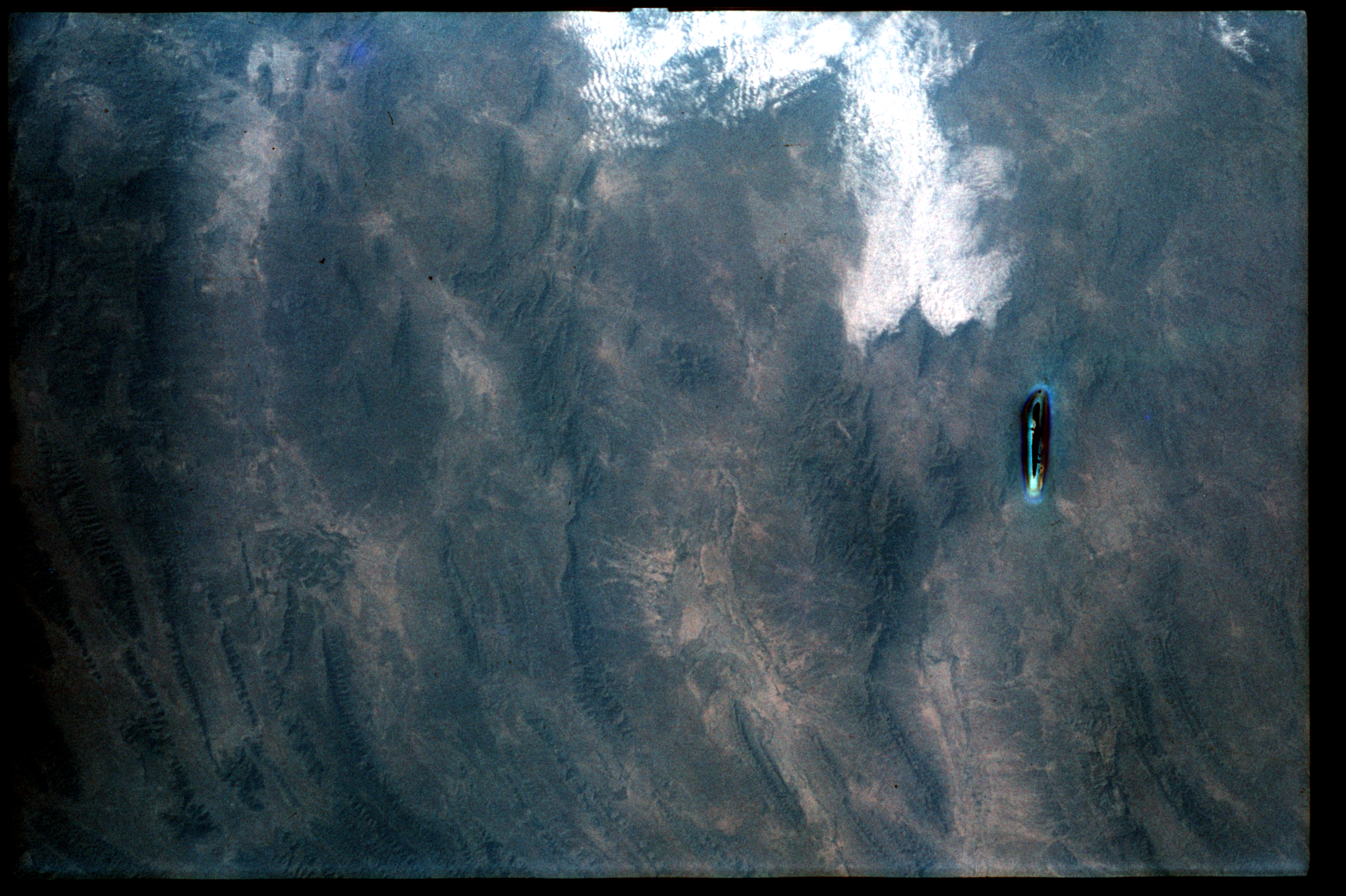 Четкие снимки НЛО астронавта «Джемини-4». фото: tothemoon.ser.asu.edu